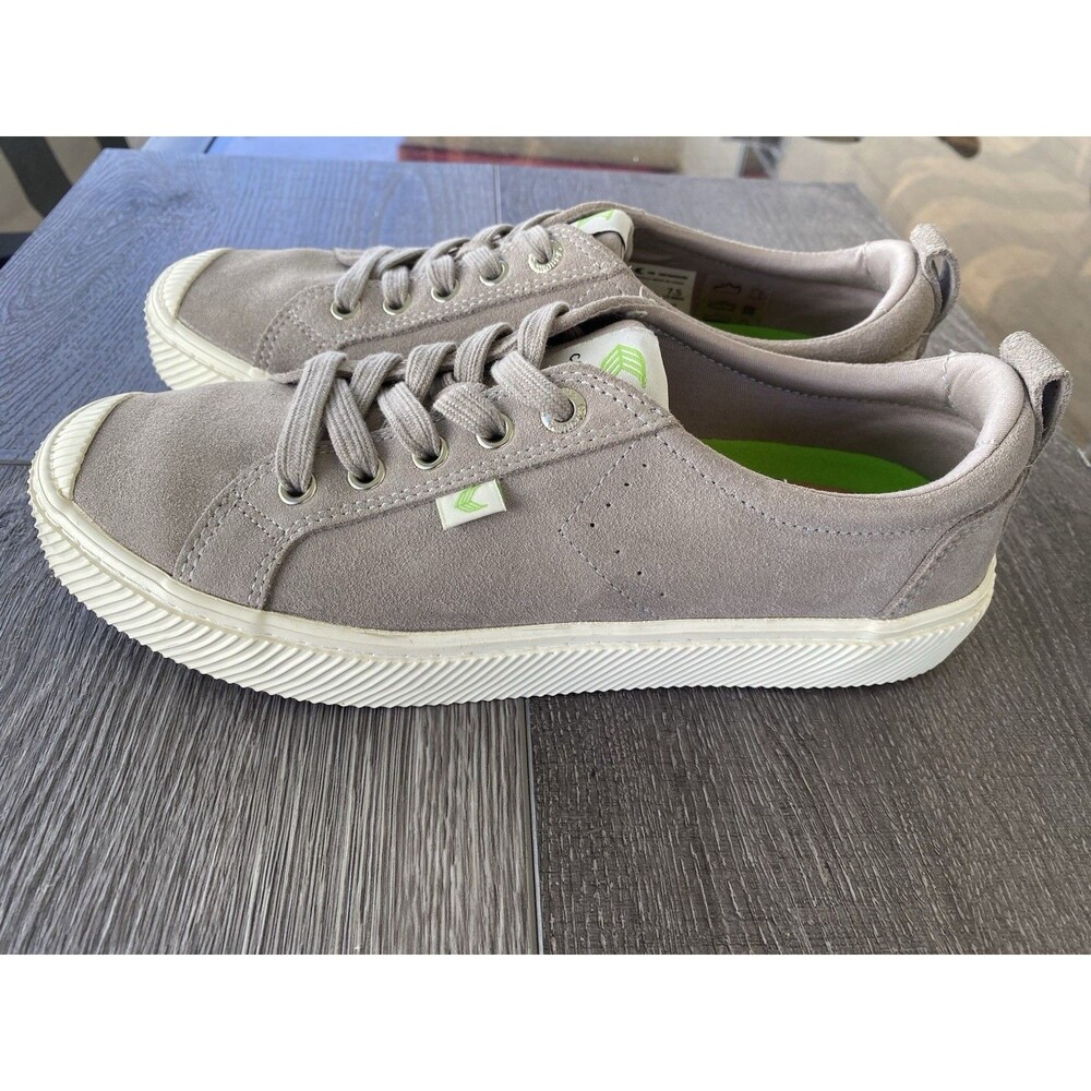 Cariuma Oca Low Gray Suede Sneakers Women's 9 / Men's 7.5 Sustainable Low Top - Picture 12 of 14
